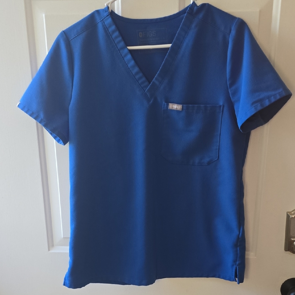 Figs Women's One Pocket Catarina Scrub Top in Royal Blue
